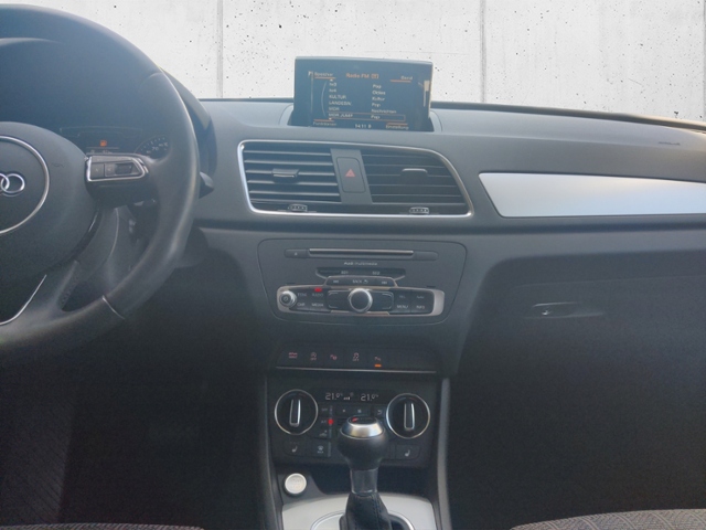 Q3 1.4 TFSI sport KLIMA XENON NAVI ALU