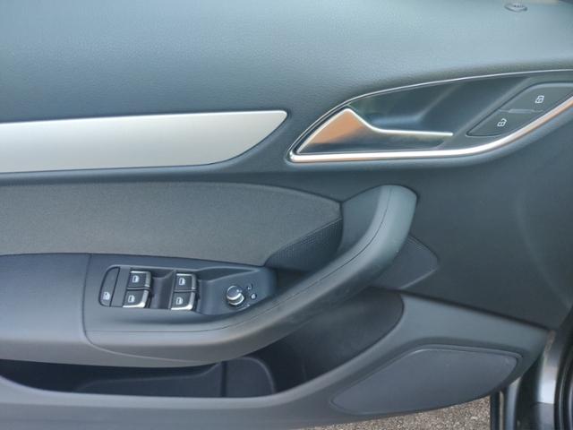 Q3 1.4 TFSI sport KLIMA XENON NAVI ALU