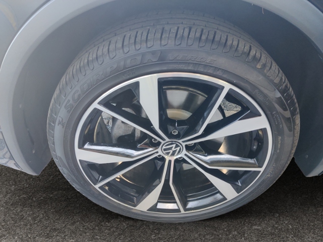 Tiguan Allspace 2.0 TSI R-Line 4Motion (EURO 6d)