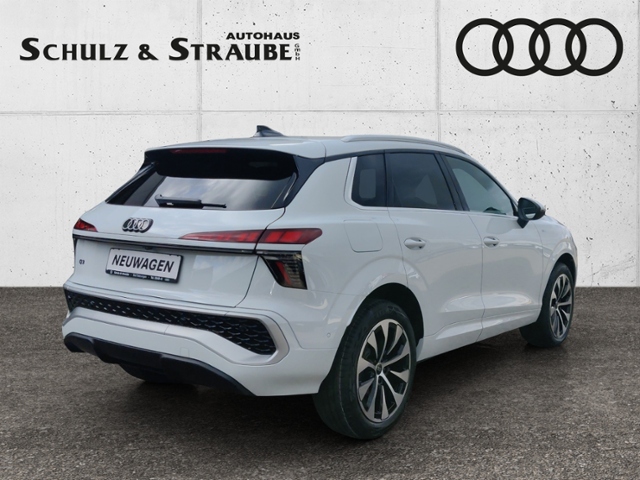 Q3 SUV TFSI 110 kW S tronic KLIMA LED NAVI LEDER