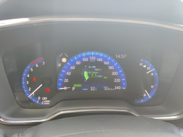 Corolla 1.8 Hybrid Team D Bi-LED Rückfahrkamera 