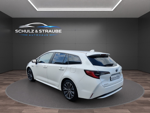 Corolla 1.8 Hybrid Team D Bi-LED Rückfahrkamera