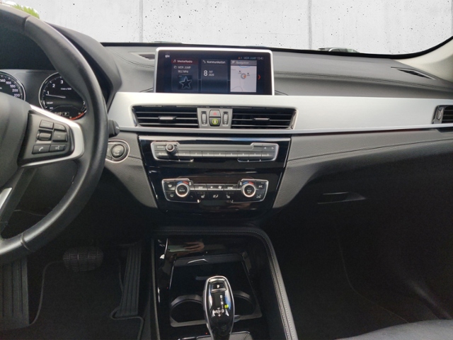 X1 xDrive20i xLine (EURO 6d) xDrive 20 i KLIMA L
