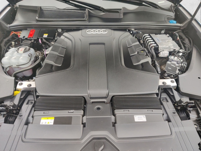 Q8 50 3.0 TDI quattro ( AHK B&O