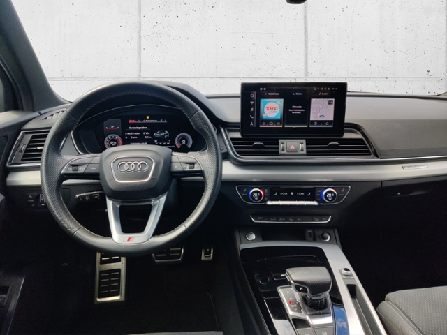 Q5 Sportback advanced 40 TFSI quattro 150(204) k