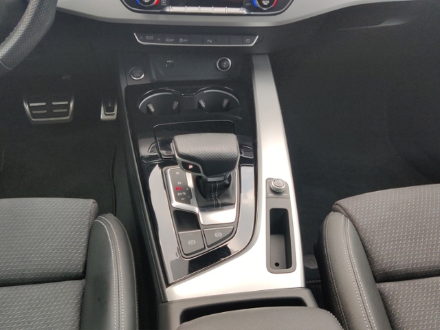 A4 Avant S line 40 TFSI Pano Matrix