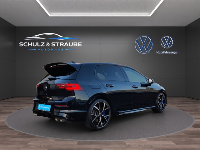 Golf VIII 2.0 TSI R 4Motion LED Rear View ACC Na