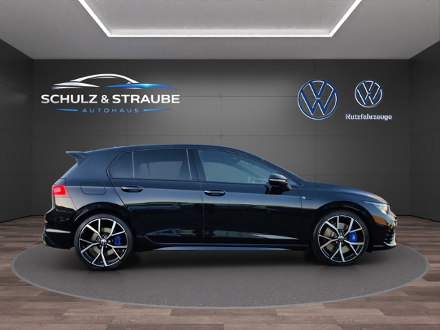 Golf VIII 2.0 TSI R 4Motion LED Rear View ACC Na