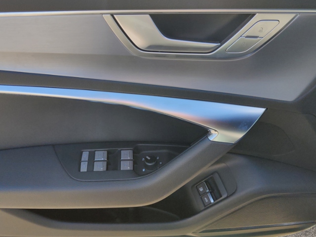 A6 Avant sport 55 TFSI e quattro 270(367) kW(PS)