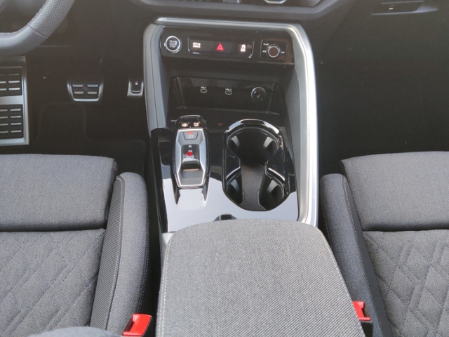 Q5 2.0 TFSI quattro 150 kW Klima LED Navi Alu