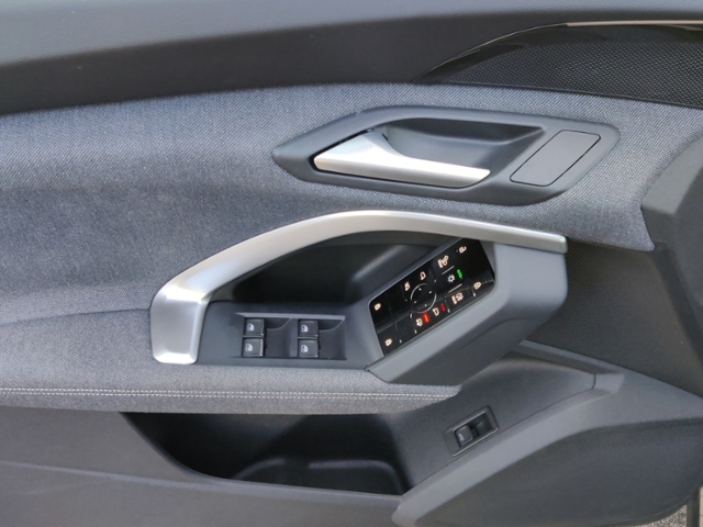 Q5 2.0 TFSI quattro 150 kW Klima LED Navi Alu