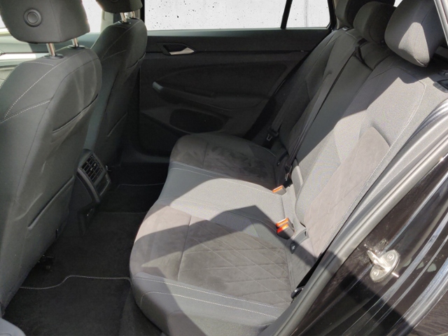 Golf VIII 2.0 TDI Life (EURO 6d) Klima LED Navi 