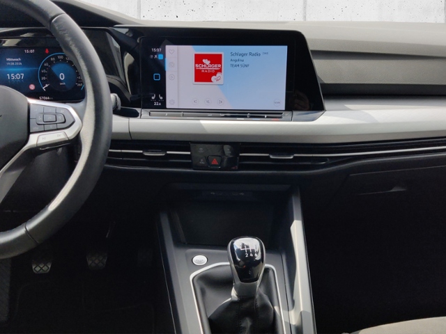 Golf VIII 2.0 TDI Life (EURO 6d) Klima LED Navi 