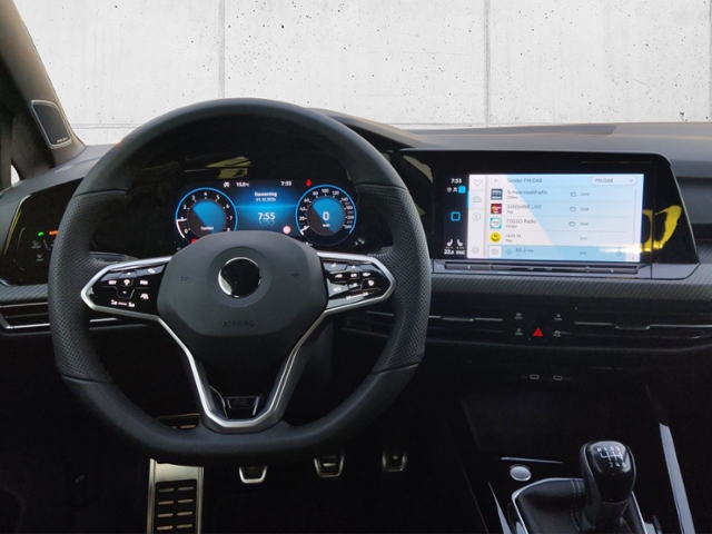 Golf VIII 1.5 TSI R-Line (EURO 6d) Klima LED Nav