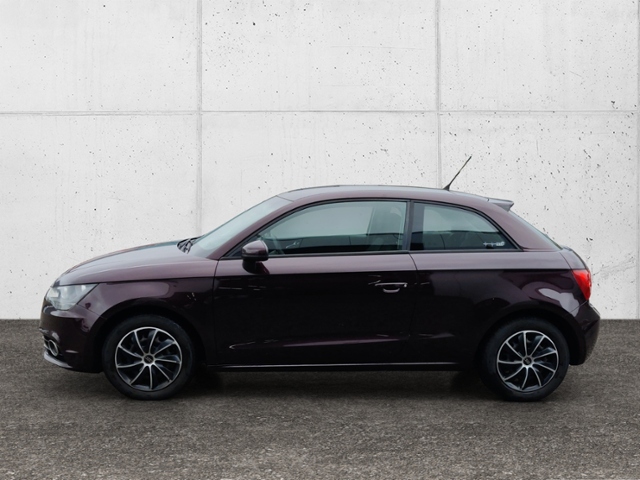 A1 Attraction 3-Türer 1.2 TFSI 63(86) kW(PS) 5-G