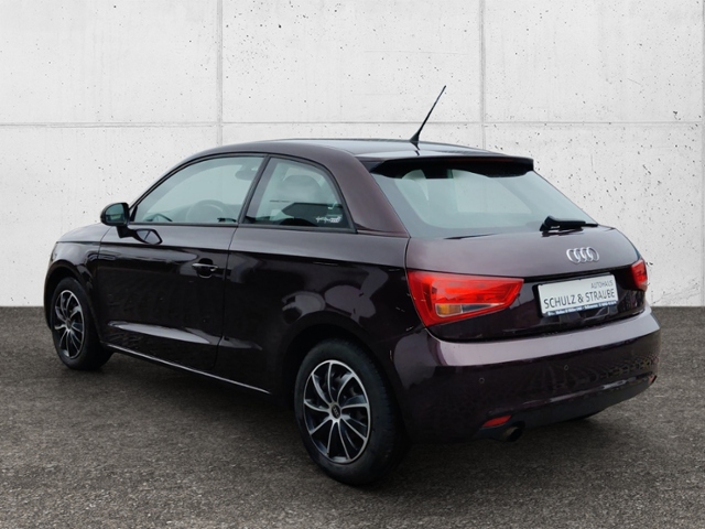 A1 Attraction 3-Türer 1.2 TFSI 63(86) kW(PS) 5-G