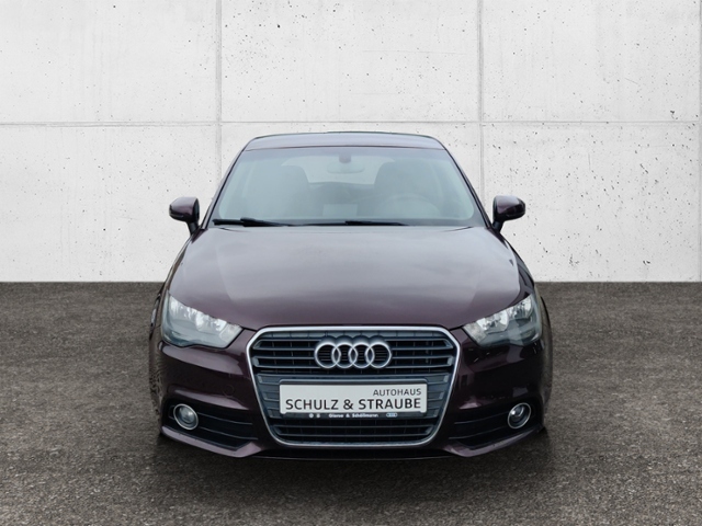 A1 Attraction 3-Türer 1.2 TFSI 63(86) kW(PS) 5-G