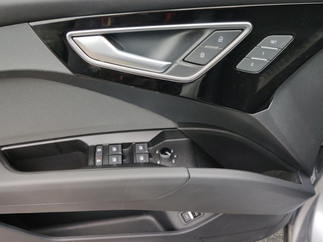 Q4 Sportback 50 e-tron quattro 220 kW Klima LED