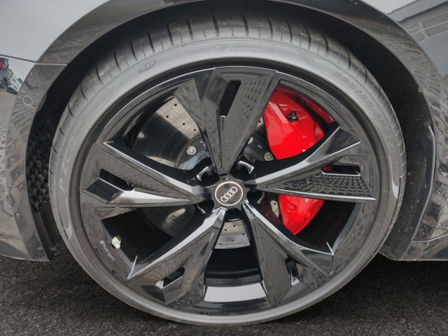 RS 7 Sportback 4.0 TFSI quattro (EURO 6d) Tiptro