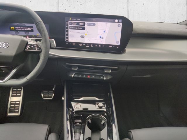 Q3 SUV TFSI 110 kW S tronic KLIMA LED NAVI LEDER