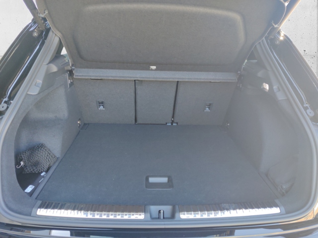 Q3 SUV TFSI 110 kW S tronic KLIMA LED NAVI LEDER