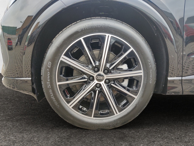 Q4 45 e-tron 210 kW KLIMA LED NAVI LEDER ALU