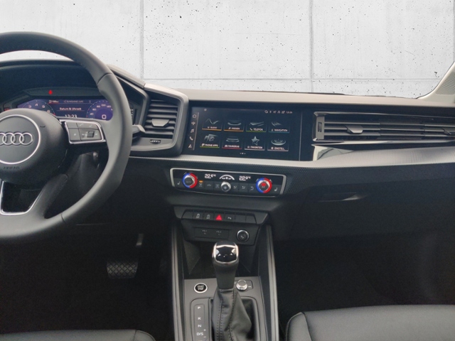 A1 Sportback 25 TFSI 70(95) kW(PS) S tronic