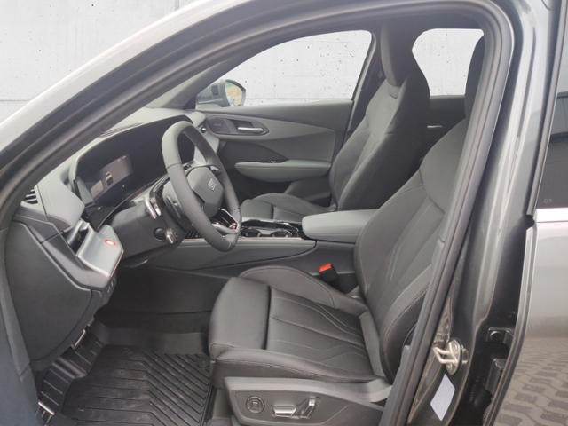 Q3 SUV TFSI 110 kW S tronic KLIMA LED NAVI ALU