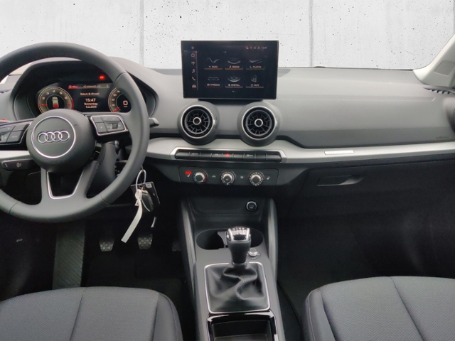 Q2 30 TFSI 85 kW Schaltgetriebe KLIMA LED ALU
