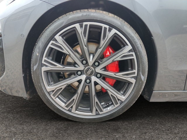 A6 Avant e-tron edition one performance 270 kW