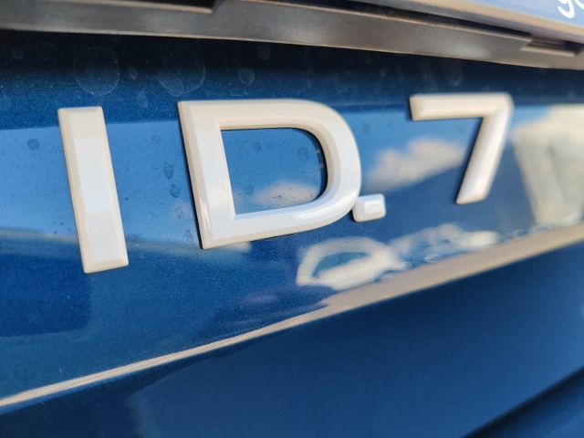 ID.7 Tourer Pro 210 kW (286 PS) 77 kWh 1-Gang-Au