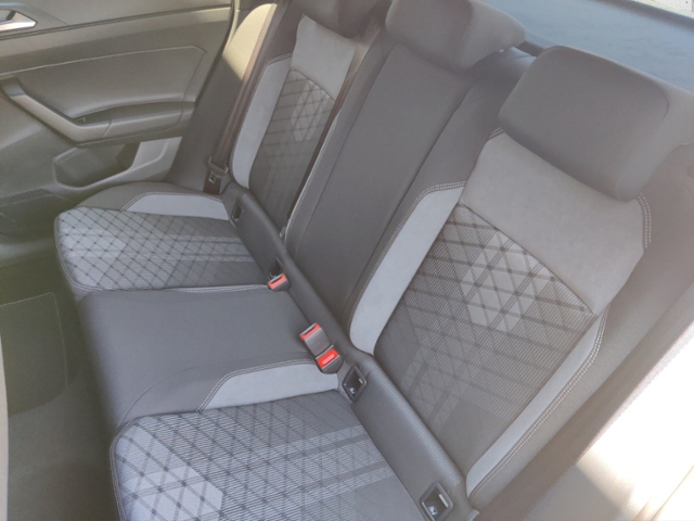 Taigo R-Line 1,0 TSI 85 kW DSG KLIMA LED NAVI
