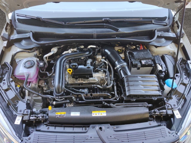 Taigo R-Line 1,0 TSI 85 kW DSG KLIMA LED NAVI