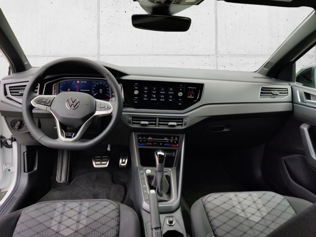 Taigo R-Line 1,5 TSI 110 kW DSG KLIMA LED NAVI