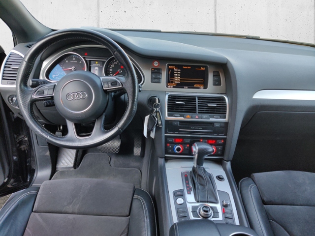 Q7 3.0 TDI quattro verkauf nur an Händler  3.0 T