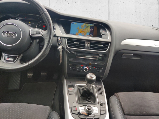 A4 3.0 TDI DPF Avant S line q. S Sportpaket / pl
