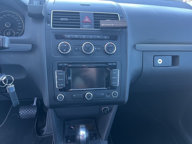 Touran 2.0 TDI Cup KLIMA XENON NAVI ALU