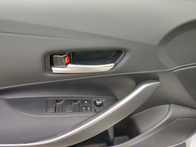 Corolla 1.8 Hybrid Team D KLIMA LED ALU