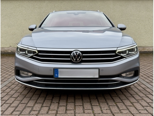 Passat Variant Elegance 2.0TDI 200PS DSG Matrix