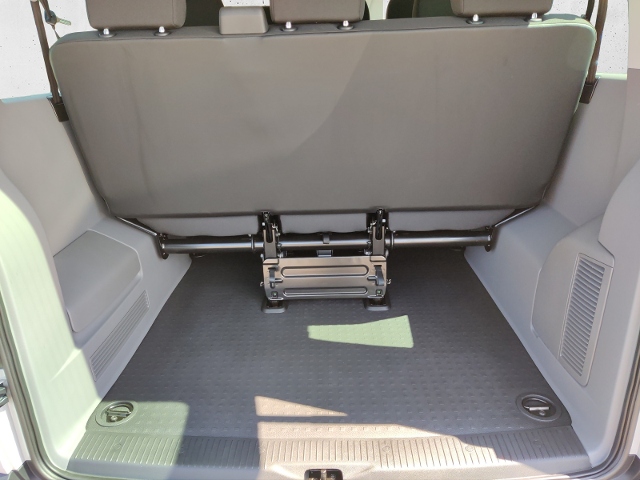 T6.1 Caravelle 2,0 TDI 110 kW KLIMA LED NAVI